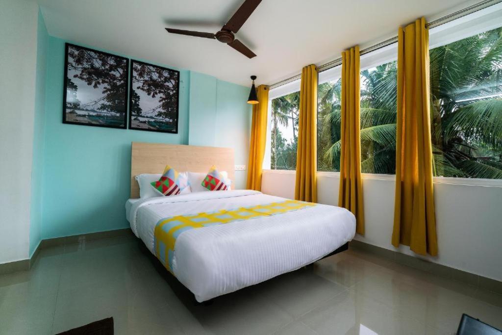Flamingo Suites Kochi Exterior foto